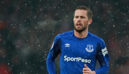 -切尔西女足主场3-0完胜曼城女足，切尔西女足vs巴塞罗那女足直播