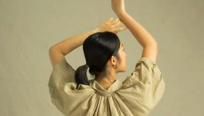 开云-上海女足豪取三连胜，超级联赛中暂居榜首，上海女足俱乐部