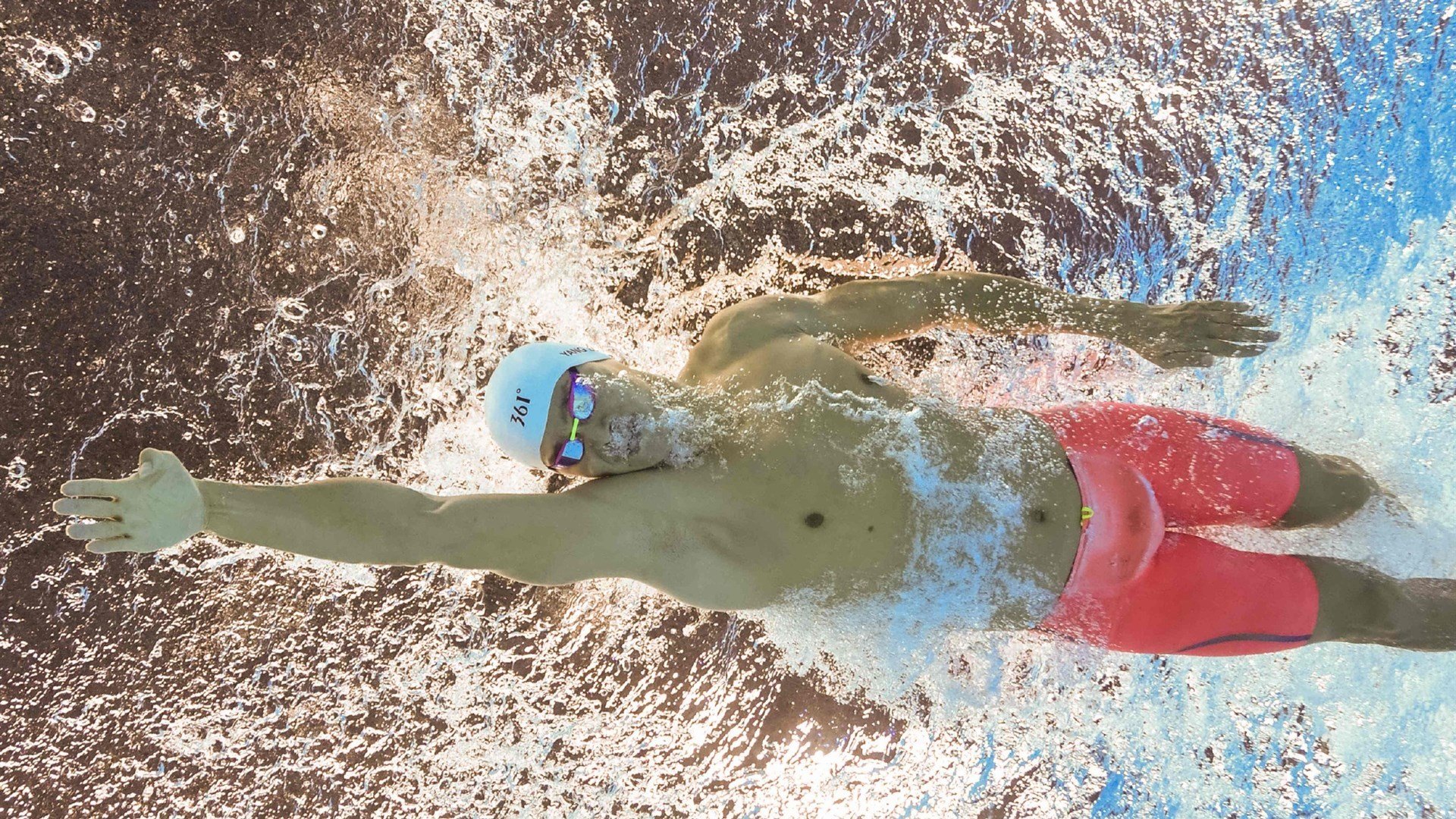 RNG球员技术提升明显，rng目前队员